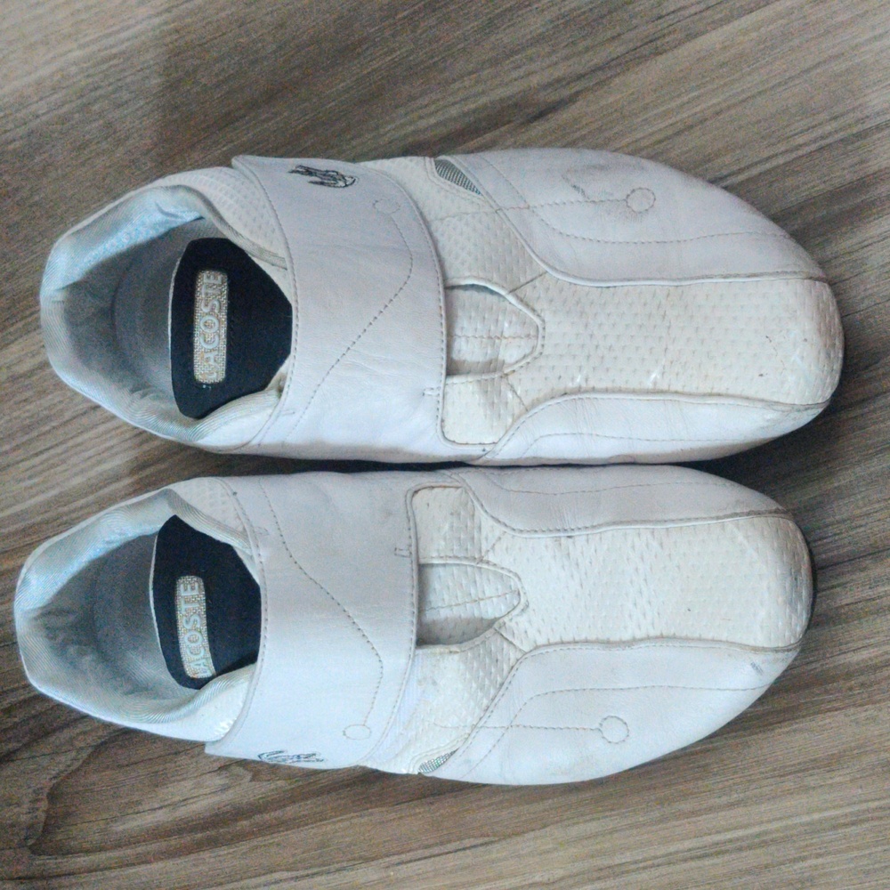 Men's Lacoste White Sport Shoes Leather Hook & Loop Strap Size 10.5 USA
